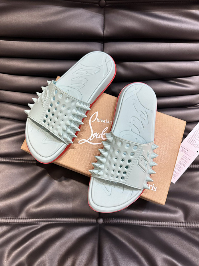 CL SLIPPERS