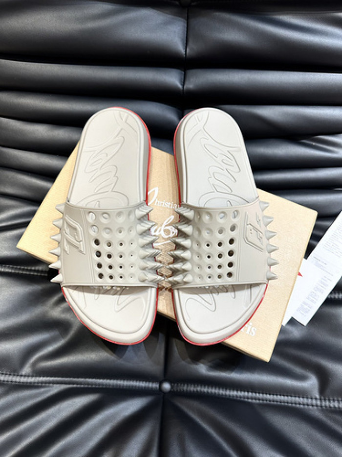CL SLIPPERS