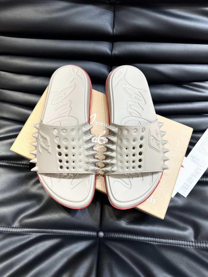 CL SLIPPERS