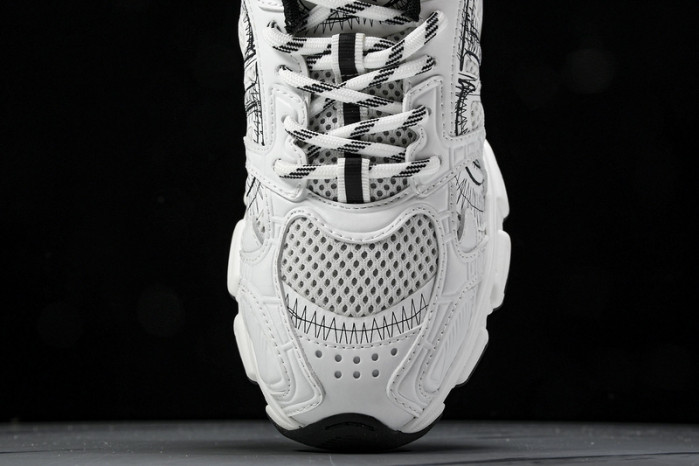 D designer sneaker
