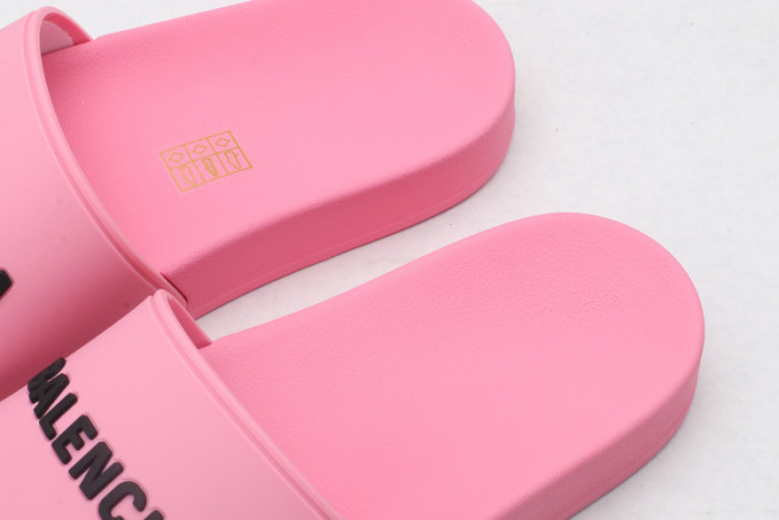 BLEN DESIGNER SLIPPERS