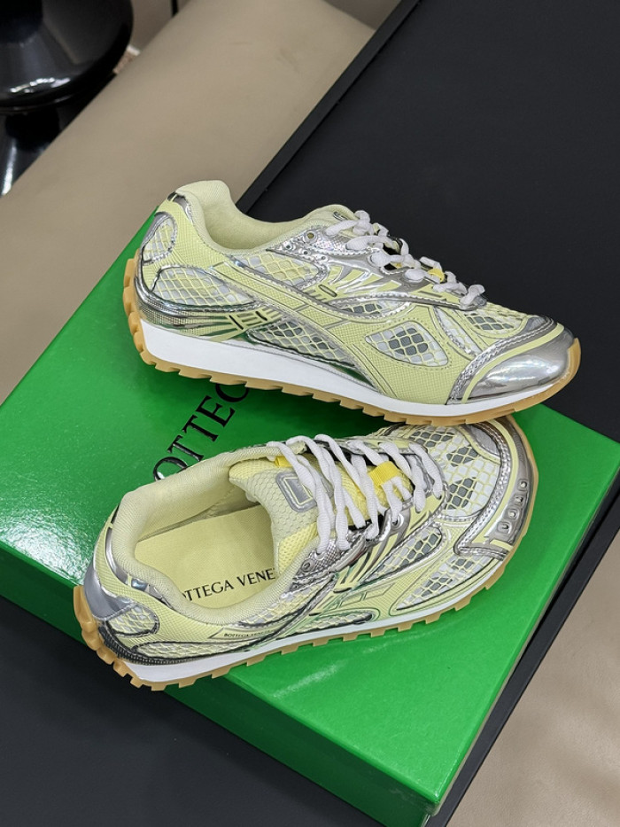 Bo*te*ga ve*ne*ta sneaker