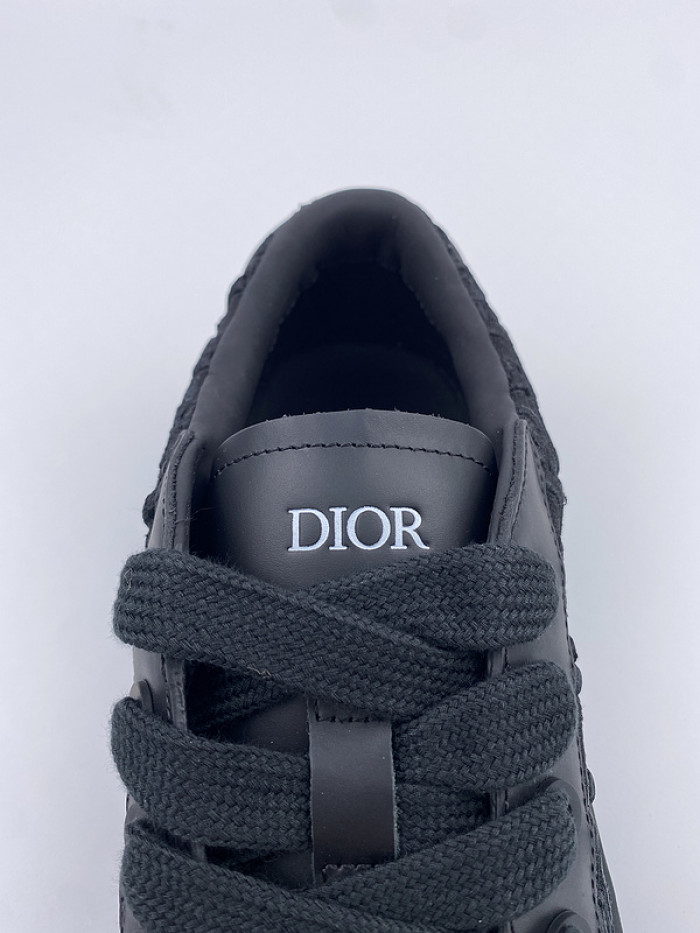 DI*O*R B33 PANKICK