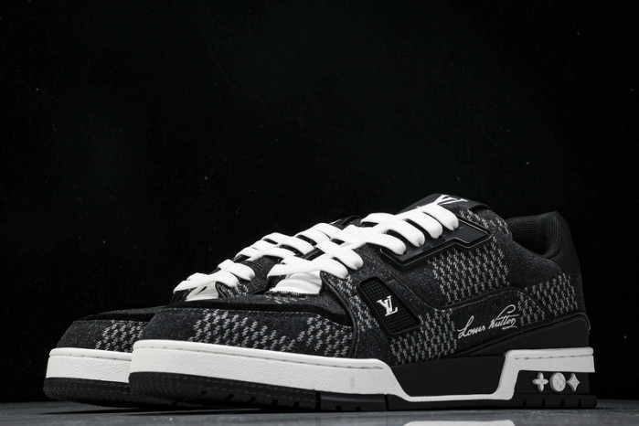 L&V SNEAKERS
