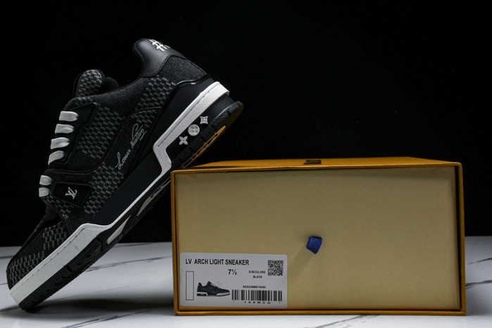 L&V SNEAKERS