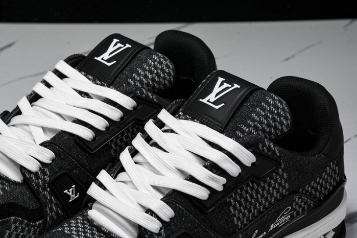 L&V SNEAKERS