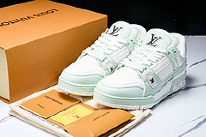 L&V SNEAKERS