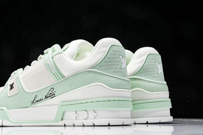 L&V SNEAKERS
