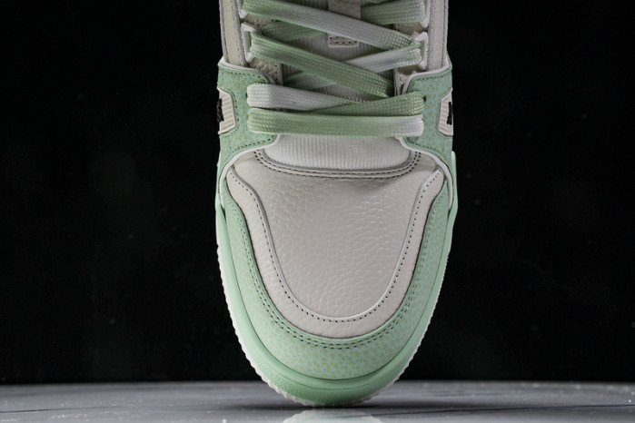 L&V SNEAKERS