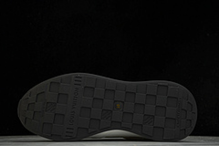 L&V SNEAKERS
