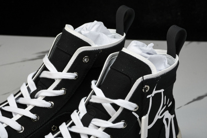 DI*O*R B23 PANKICK