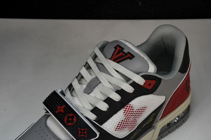 L&V SNEAKERS