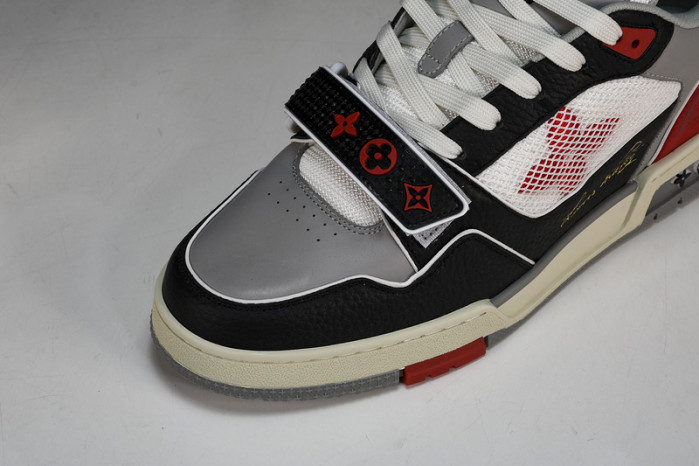 L&V SNEAKERS