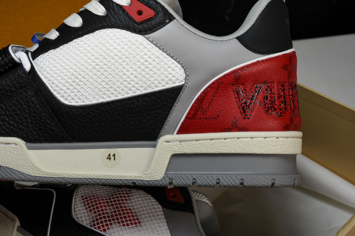 L&V SNEAKERS
