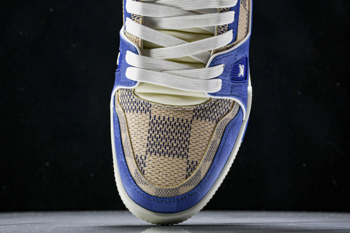 L&V SNEAKERS