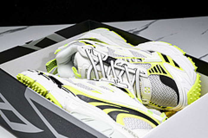 OH SNEAKER