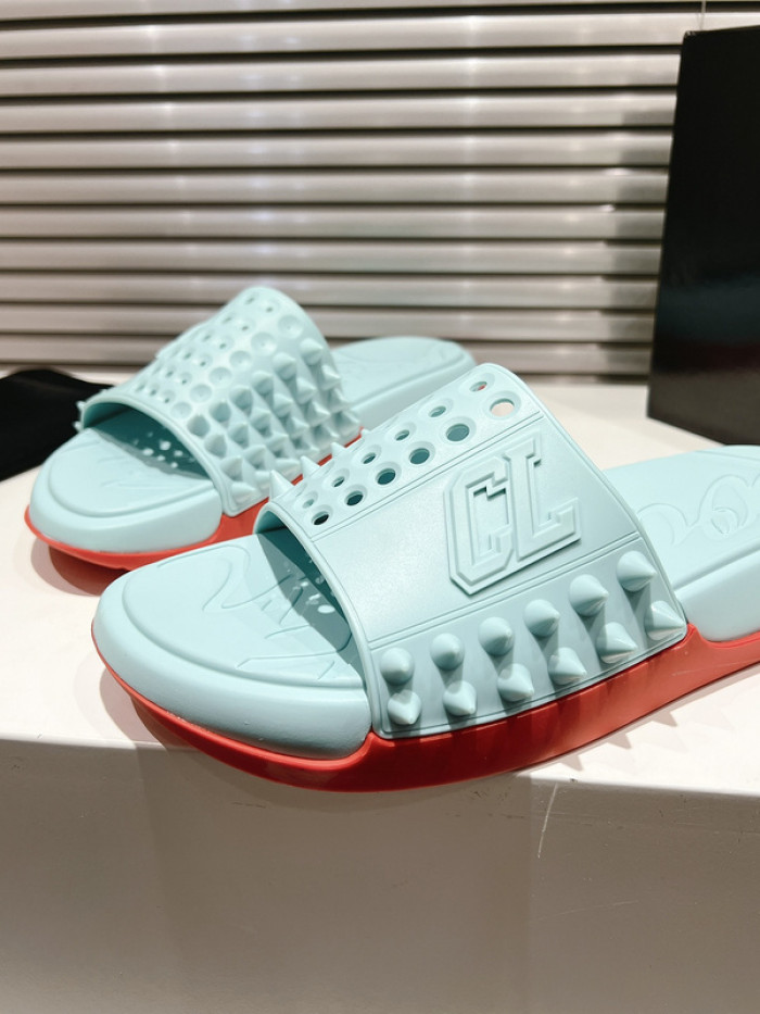 CL SLIPPERS