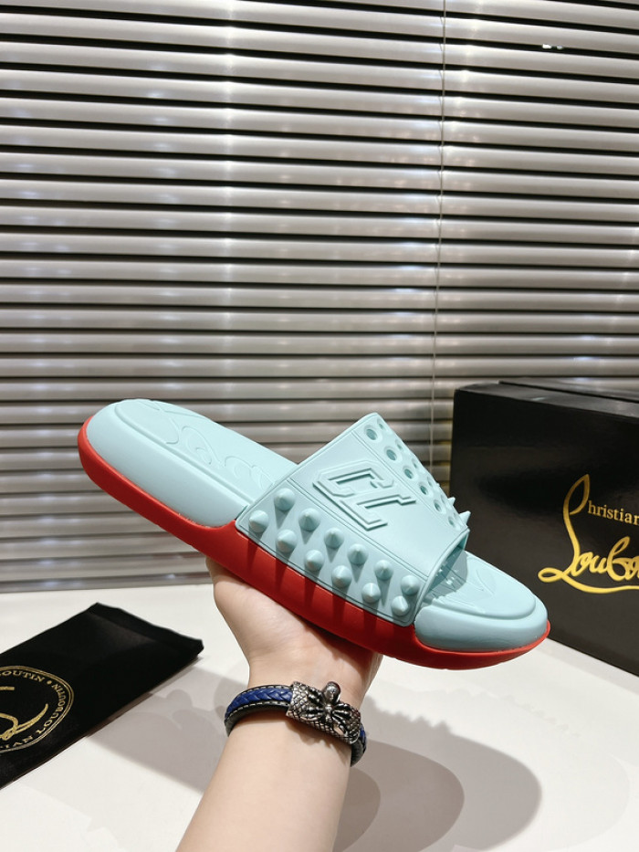 CL SLIPPERS