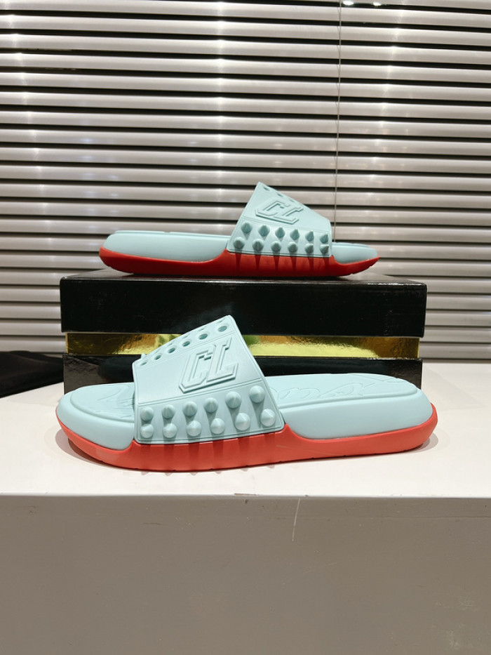 CL SLIPPERS