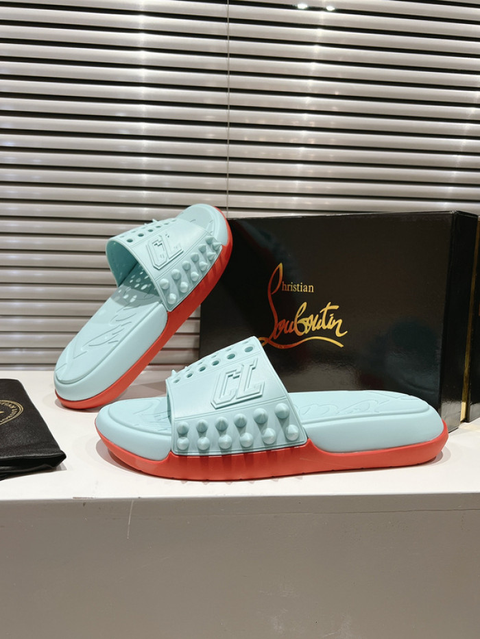 CL SLIPPERS