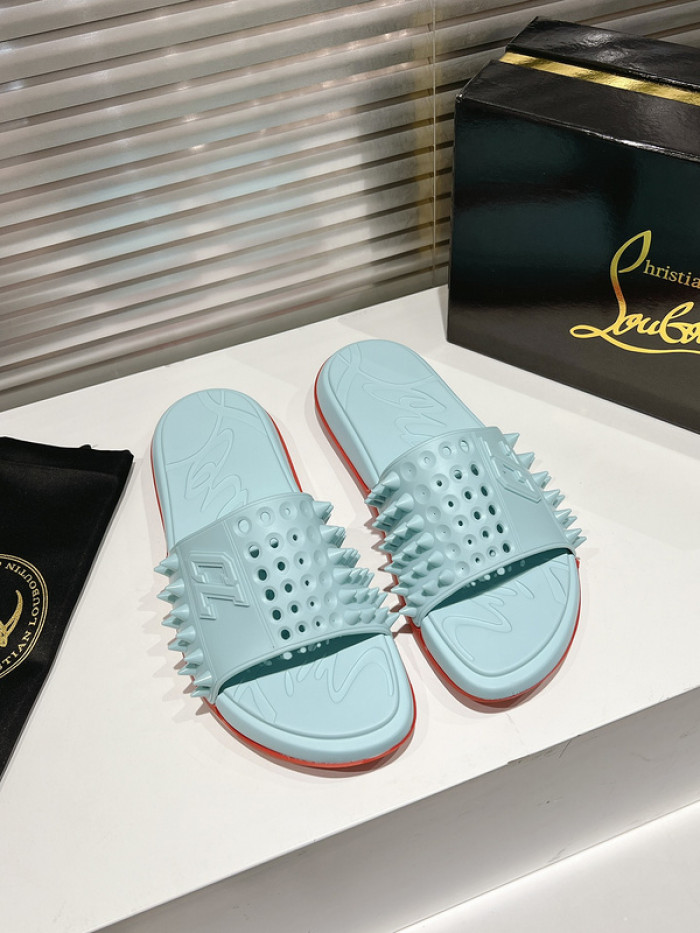 CL SLIPPERS