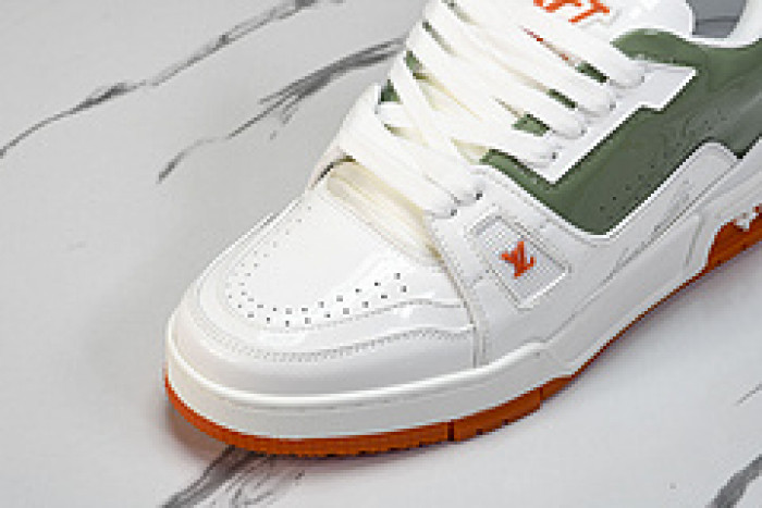 L&V SNEAKERS