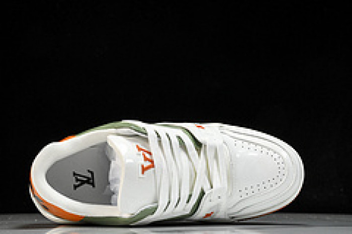 L&V SNEAKERS