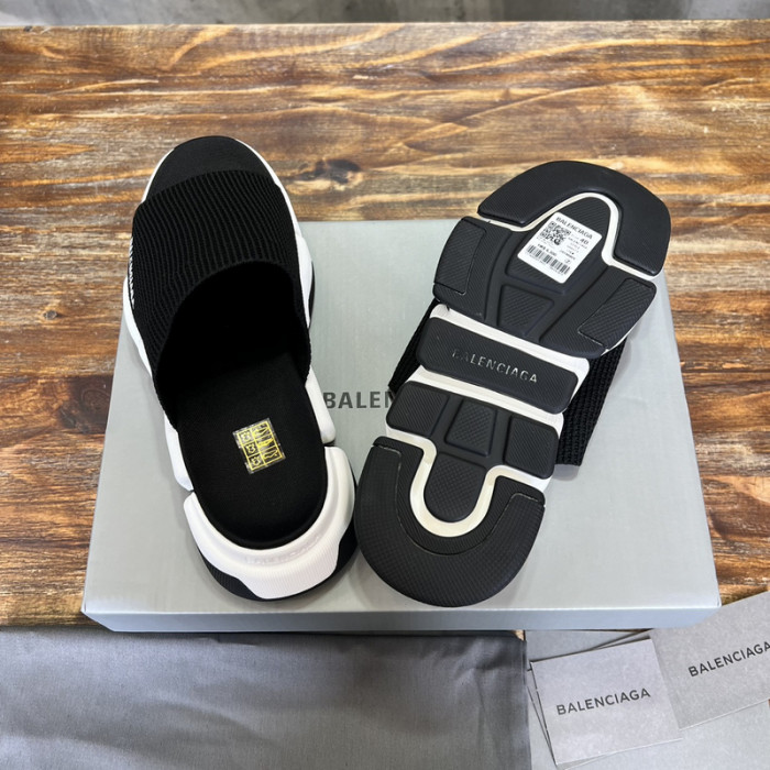 BLEN DESIGNER SLIPPERS