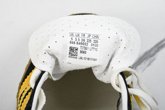 Adidas Sneaker