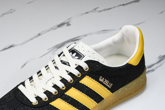 Adidas Sneaker