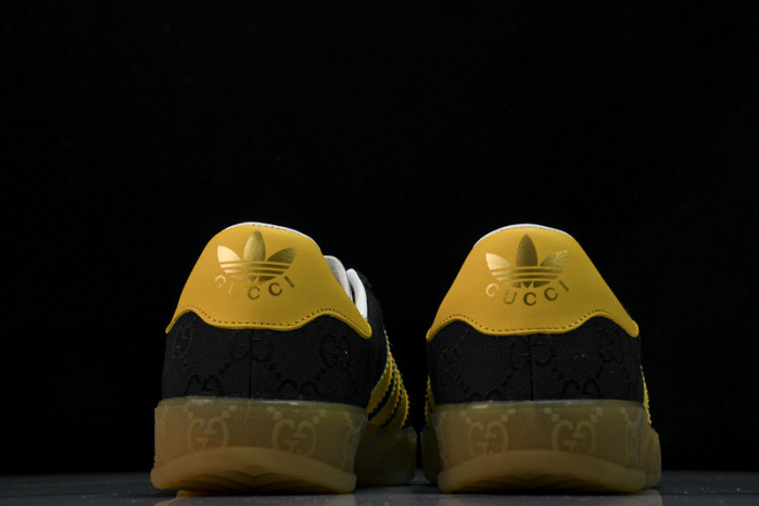 Adidas Sneaker