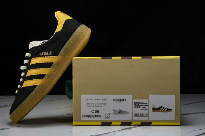 Adidas Sneaker