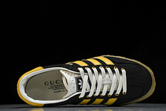 Adidas Sneaker
