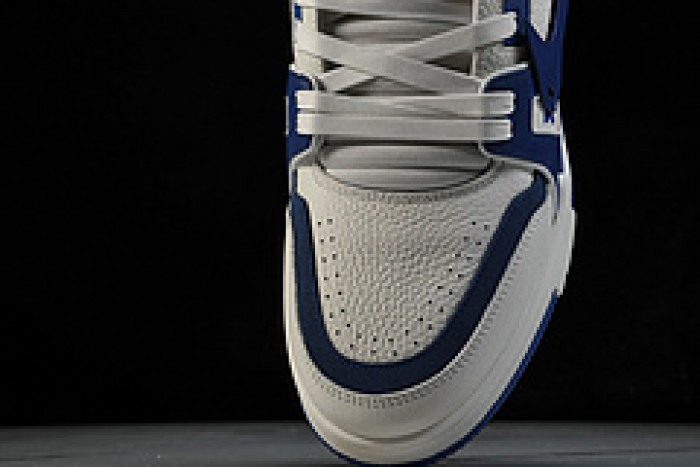 L&V SNEAKERS