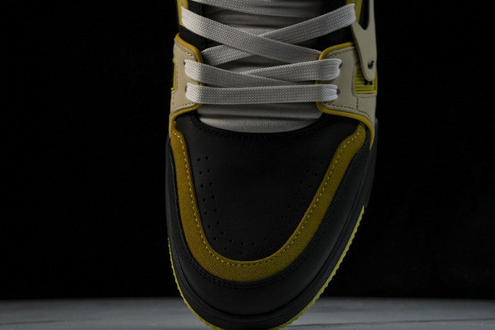 L&V SNEAKERS