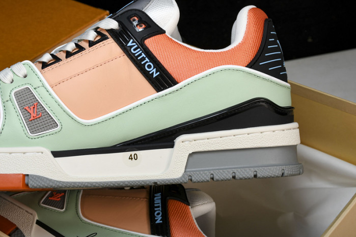 L&V SNEAKERS