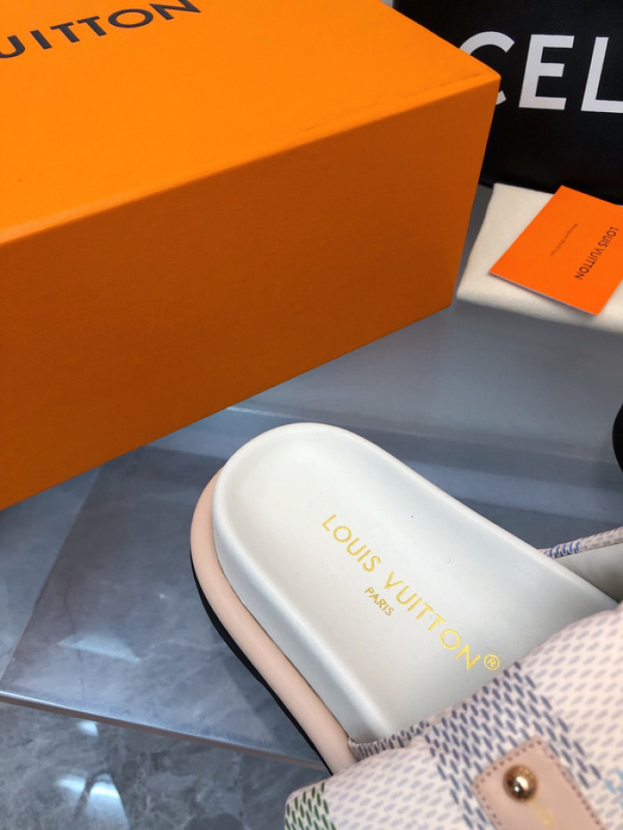 L&V SLIPPERS