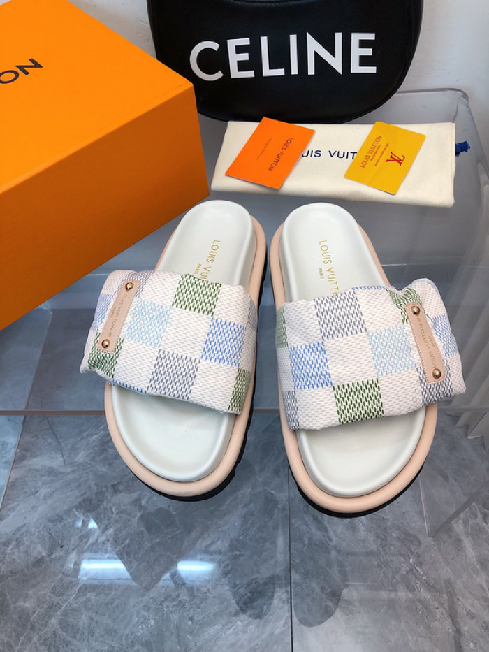 L&V SLIPPERS