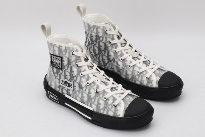 DI*O*R B23 PANKICK