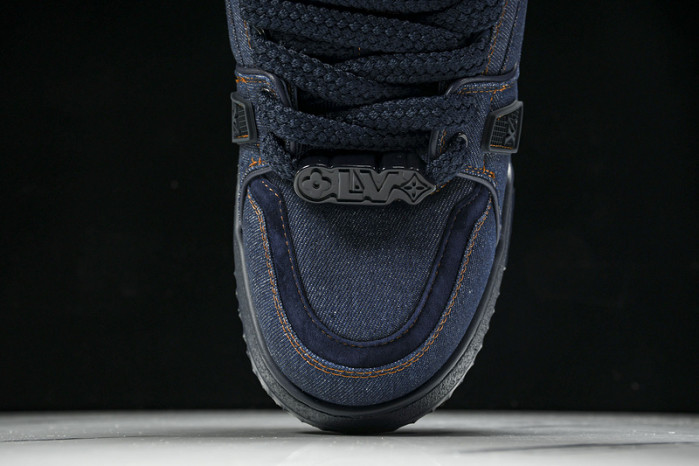 L&V SNEAKERS