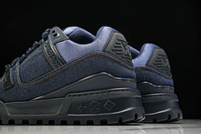L&V SNEAKERS