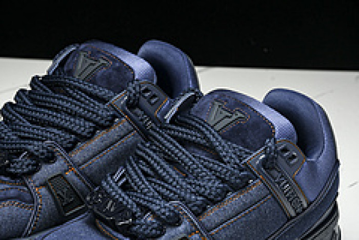 L&V SNEAKERS