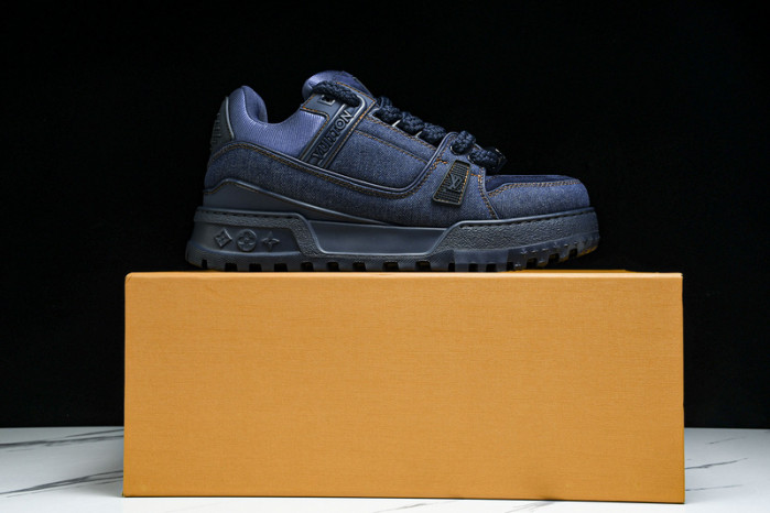 L&V SNEAKERS
