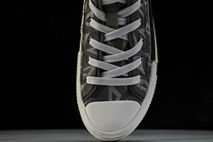 DI*O*R B23 PANKICK