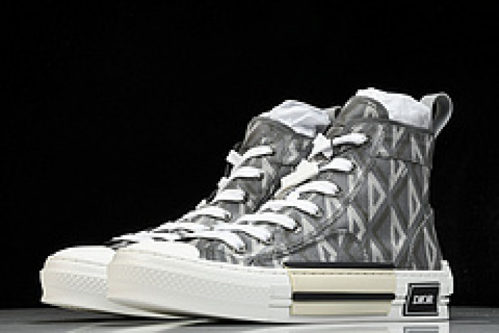 DI*O*R B23 PANKICK