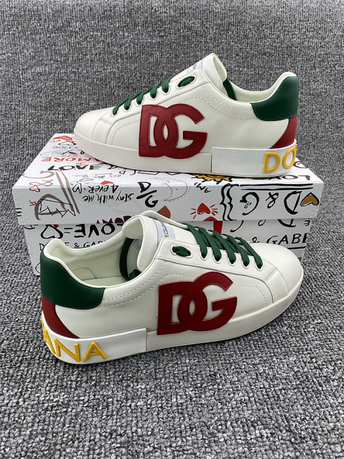 DG sneaker