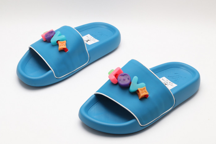 L&V SLIPPERS