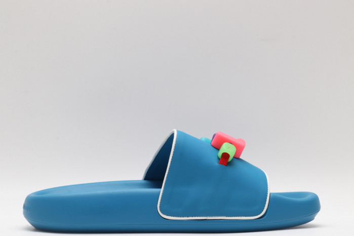 L&V SLIPPERS