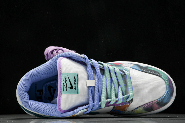 Futura Laboratories x Nike SB Dunk Low HF6061-400