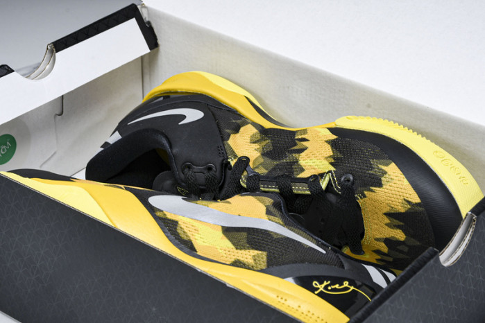 Nike KOBE 8 ZK8  555286-077